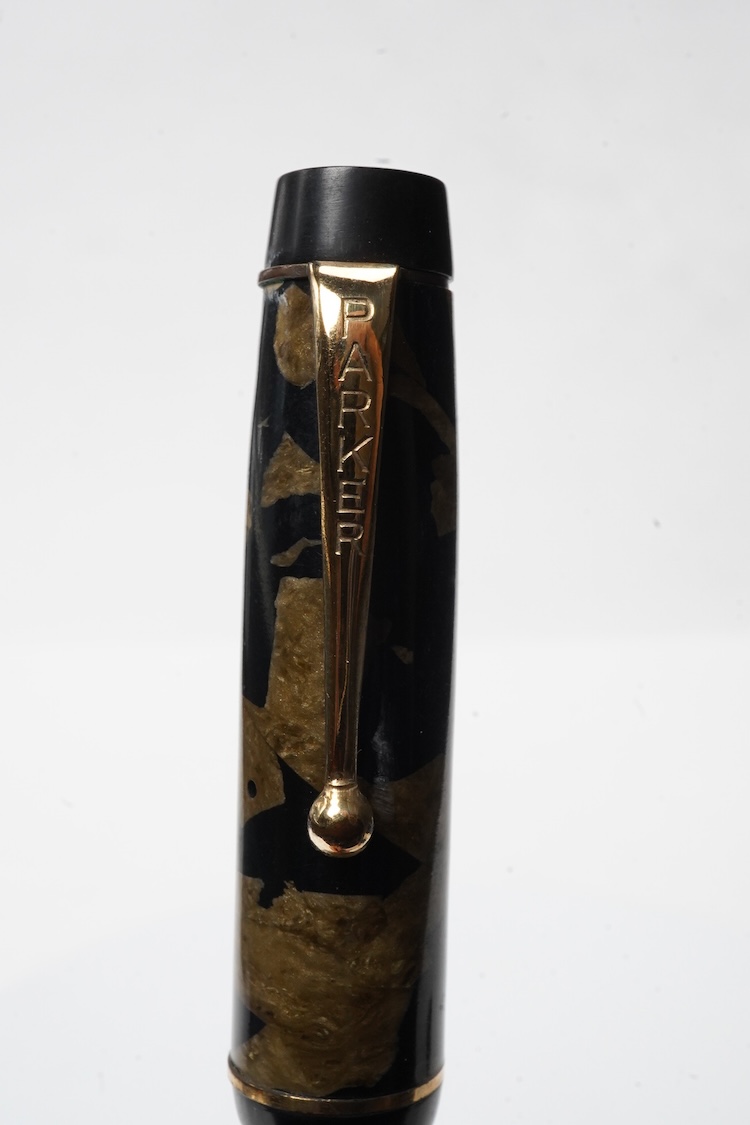 A rare colour Parker 'Victory' fountain pen, Made in the UK, fitted with a 14ct. gold 'N' nib